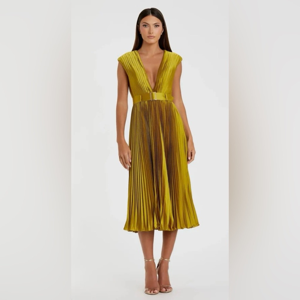 IENNA for Mac Duggal Sz 6 Metallic Olive Pleated Cap Sleeve A line Dress NWT